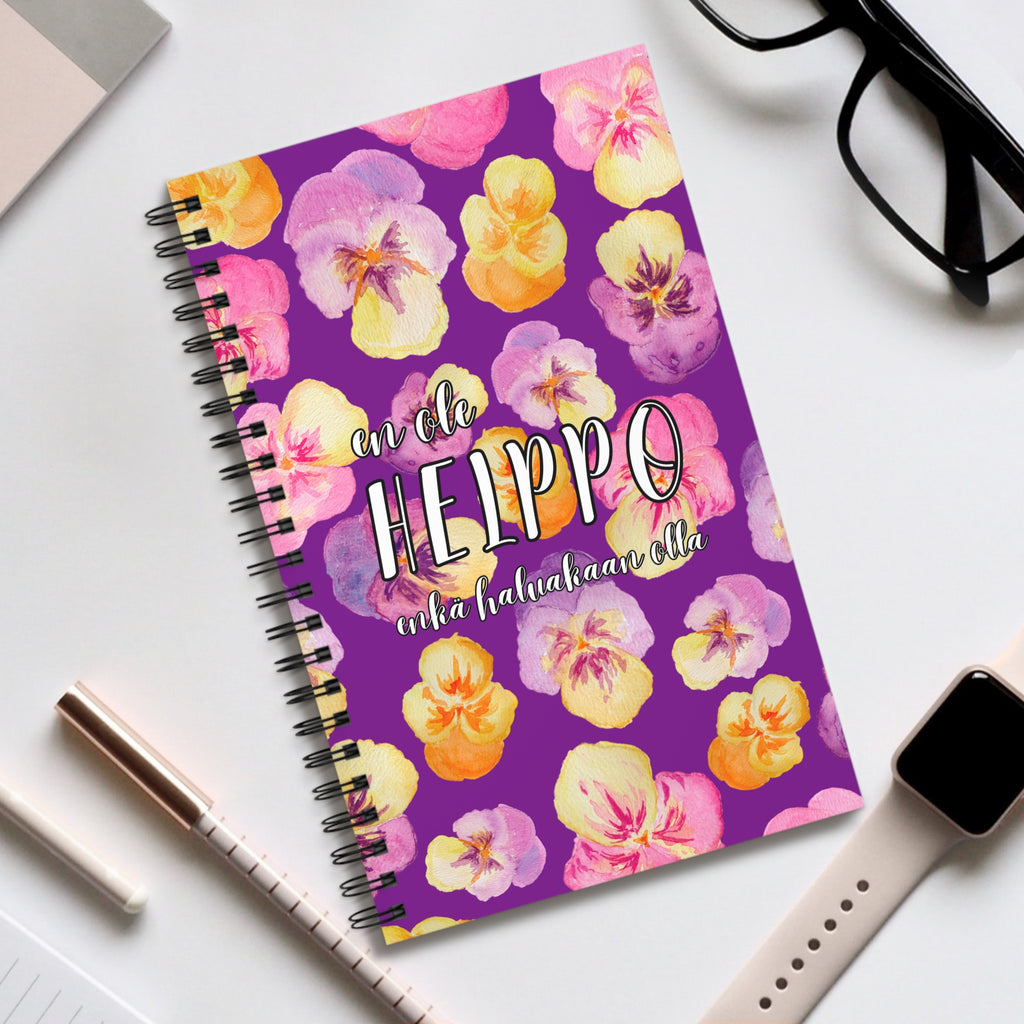 En ole helppo enkä haluakaan olla - muistivihko, liila